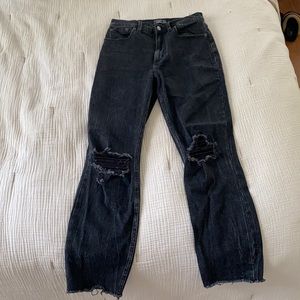 Abercrombie & Fitch Ultra High Rise Mom Jean